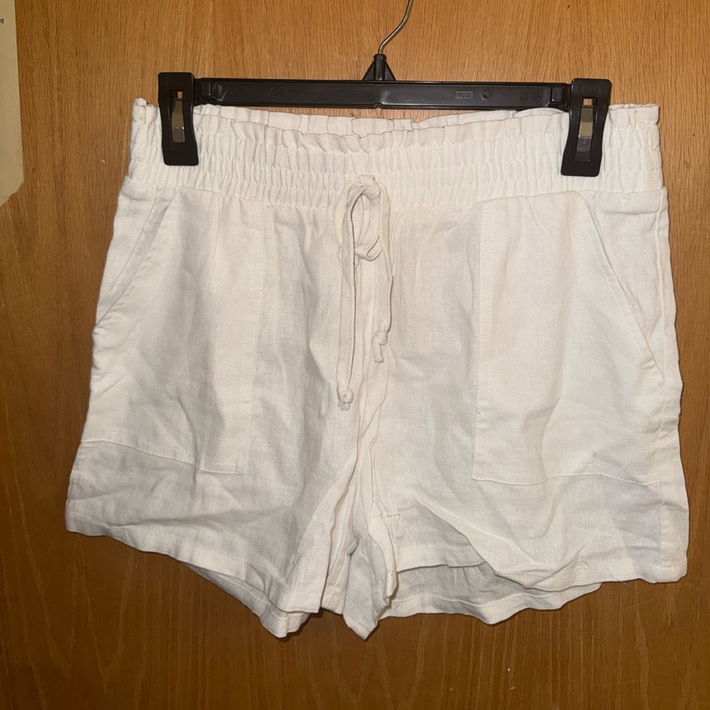 Joe B Elegant White Shorts
